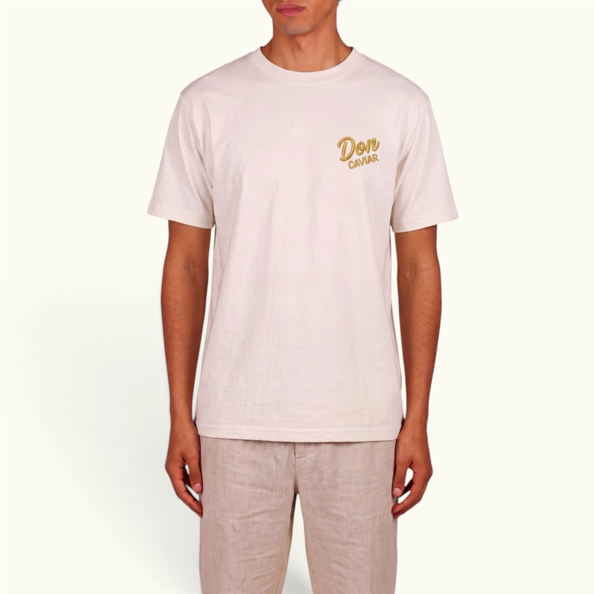 Need Money T-Shirt van Don Caviar, gedragen